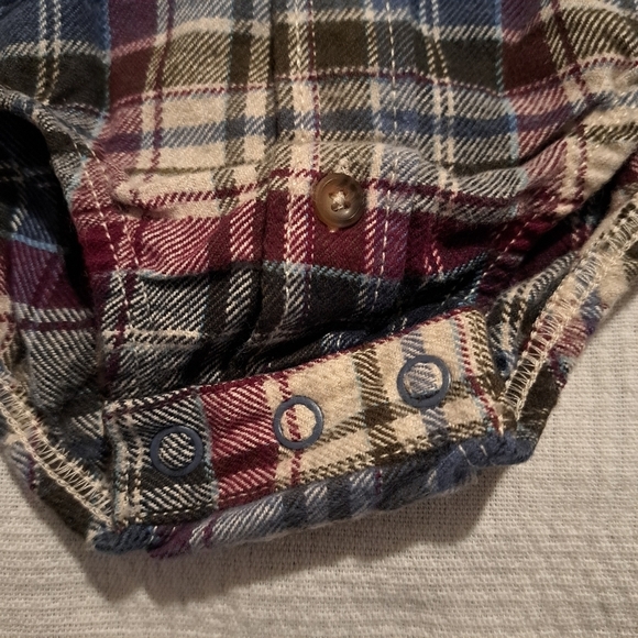 Oshkosh B'Gosh boys 3T flannel long sleeve bodysuit, new without tags - Picture 2 of 5